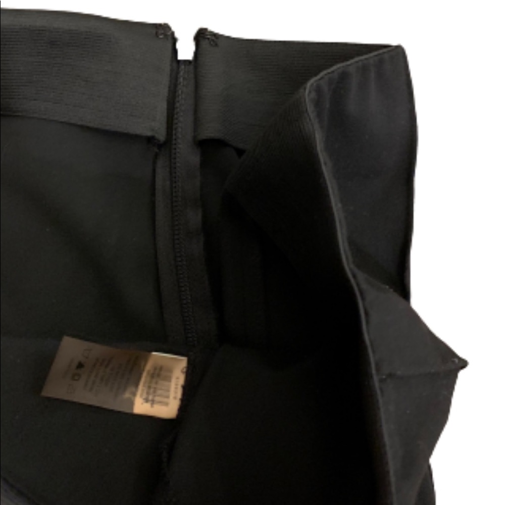 VINCE CAMUTO Pants - Picture 3 of 3